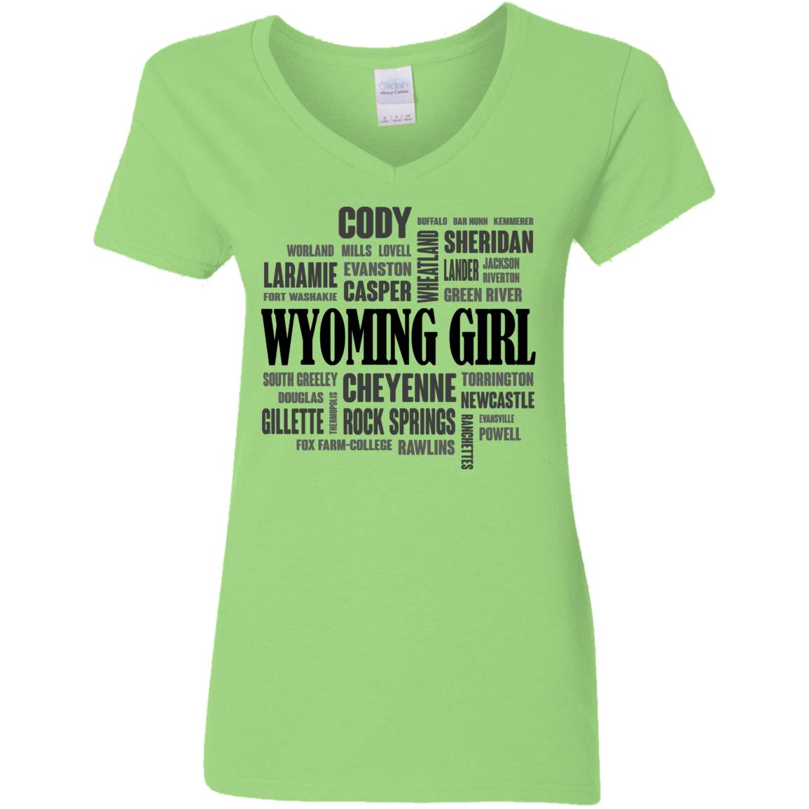 Wyoming Girl And City Pullover Hoodie - Hoodie Teezalo